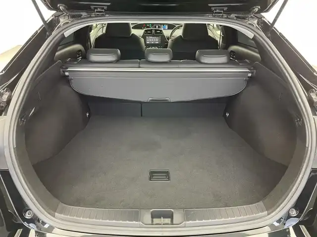 トヨタ プリウス Sツーリングセレクション 愛知県 2019(令1)年 4.4万km アティチュードブラックマイカ 純正ナビ/TRDエアロパーツ/トヨタセーフティセンス/シートヒーター/LEDオートライト/フォグランプ/ETC/前後ドライブレコーダー/レーダークルーズコントロール/純正アルミホイール/純正フロアマット/バックカメラ/コーナーセンサー/フルセグTV/DVD/衝突被害軽減ブレーキ/カーテンエアバック/禁煙車