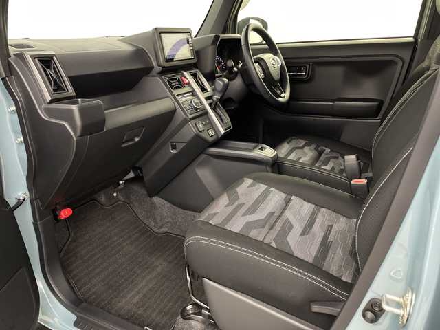 ダイハツ タフト G ターボ クロムベンチャー 埼玉県 2021(令3)年 2.4万km レイクブルーメタリック 純正ナビ/　(Bluetooth/HDMI/iPod/DVD/CD/FM/AM)/フルセグテレビ/アラウンドビューモニター/ETC/ドライブレコーダー/レーダークルーズコントロール/衝突被害軽減ブレーキ/車線逸脱警報/クリアランスソナー/シートヒーター/電子パーキングシステム/ブレーキホールド/プッシュスタート/純正フロアマット/純正15インチアルミホイール