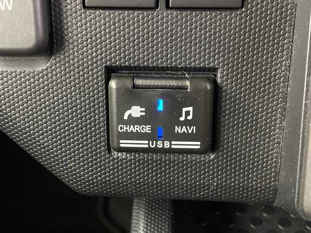 ダイハツ タフト G ターボ クロムベンチャー 埼玉県 2021(令3)年 2.4万km レイクブルーメタリック 純正ナビ/　(Bluetooth/HDMI/iPod/DVD/CD/FM/AM)/フルセグテレビ/アラウンドビューモニター/ETC/ドライブレコーダー/レーダークルーズコントロール/衝突被害軽減ブレーキ/車線逸脱警報/クリアランスソナー/シートヒーター/電子パーキングシステム/ブレーキホールド/プッシュスタート/純正フロアマット/純正15インチアルミホイール