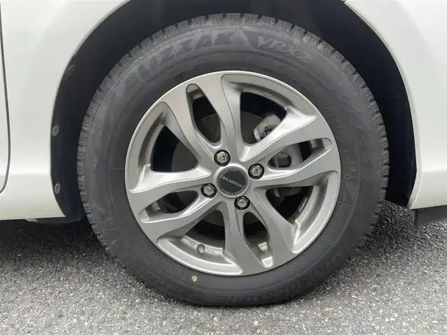 トヨタ アクア S スタイルブラック 神奈川県 2016(平28)年 5.1万km ライムホワイトパールクリスタルシャイン 衝突軽減ブレーキシステム/レーンキープアシスト/純正ＳＤナビ/・Bluetooth/AUX/CD/バックカメラ　/ビルトインＥＴＣ　/ＢＲＩＤＥＳＴＯＮＥ製ＢＡＬＭＩＮＵＭホイール　/オートライト/ＬＥＤヘッドライト　/フォグランプ　/プッシュスタート/スマートキー　/Wエアバッグ/保証書/スペアキー