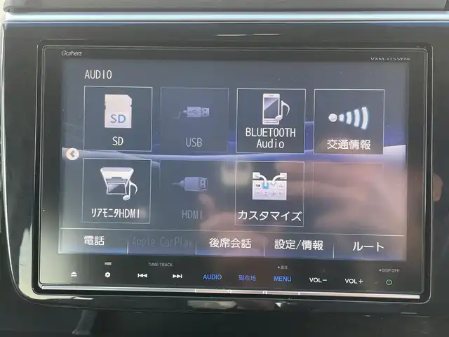 ホンダ ステップワゴン スパーダ クールスピリット 静岡県 2017(平29)年 8.6万km ホワイトオーキッドパール ワンオーナー/ホンダセンシング/・衝突軽減ブレーキ（CMBS）/・踏み間違い衝突軽減システム/・歩行者事故低減ステアリング/・路外逸脱抑制機能/・先行車発進お知らせ機能/・標識認識機能/・渋滞追従機能付アダプティブクルーズコントロール（ACC）/・トラフィックジャムアシスト（渋滞運転支援機能）/・車線維持支援システム（LKAS）/両側パワースライドドア/フリップダウンモニター/純正メモリナビ/・フルセグ/Bluetooth/SD/CD/DVD/バックカメラ/ステアリングリモコン/前席シートヒーター/カーテンエアバック/パドルシフト/2列目サンシェード/2列目シートバックテーブル/ドアバイザー/ＥＴＣ/純正フロアマット/純正１７インチＡＷ/新車時保証書/取扱説明書