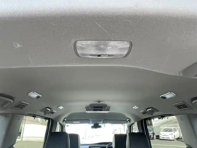 ホンダ ステップワゴン スパーダ クールスピリット 静岡県 2017(平29)年 8.6万km ホワイトオーキッドパール ワンオーナー/ホンダセンシング/・衝突軽減ブレーキ（CMBS）/・踏み間違い衝突軽減システム/・歩行者事故低減ステアリング/・路外逸脱抑制機能/・先行車発進お知らせ機能/・標識認識機能/・渋滞追従機能付アダプティブクルーズコントロール（ACC）/・トラフィックジャムアシスト（渋滞運転支援機能）/・車線維持支援システム（LKAS）/両側パワースライドドア/フリップダウンモニター/純正メモリナビ/・フルセグ/Bluetooth/SD/CD/DVD/バックカメラ/ステアリングリモコン/前席シートヒーター/カーテンエアバック/パドルシフト/2列目サンシェード/2列目シートバックテーブル/ドアバイザー/ＥＴＣ/純正フロアマット/純正１７インチＡＷ/新車時保証書/取扱説明書