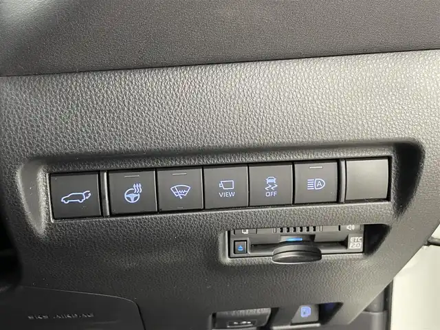 トヨタ ハリアー ハイブリッド Z レザーパッケージ 道央・札幌 2021(令3)年 3.6万km ホワイトパールクリスタルシャイン ・４WD/・モデリスタフルエアロ/・寒冷地仕様/・全方位カメラ/・１２．３インチ純正ディスプレイオーディオ/・ＪＢＬサウンド/・フルセグ＆ＢＴ＆Ｃａｒｐｌａｙ＆ＡｎｄｒｏｉｄＡｕｔｏ/・シートヒーター＆ベンチレーション/・ＥＴＣ２．０/・フロントLEDフォグランプ/・ステアリングヒーター/・アダプティブハイビーム/・前後コーナーセンサー/・BSM/・TSS/・PCS/・LKA/・RCTA/・カラーHUD/・デジタルインナーミラー/・オートブレーキホールド/・電動パーキングブレーキ/・パワーバックドア/・純正アルミホイール/・純正フロアマット