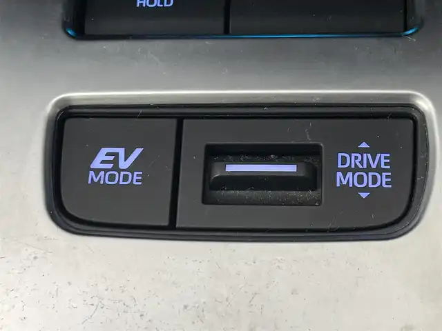 トヨタ ハリアー ハイブリッド Z レザーパッケージ 道央・札幌 2021(令3)年 3.6万km ホワイトパールクリスタルシャイン ・４WD/・モデリスタフルエアロ/・寒冷地仕様/・全方位カメラ/・１２．３インチ純正ディスプレイオーディオ/・ＪＢＬサウンド/・フルセグ＆ＢＴ＆Ｃａｒｐｌａｙ＆ＡｎｄｒｏｉｄＡｕｔｏ/・シートヒーター＆ベンチレーション/・ＥＴＣ２．０/・フロントLEDフォグランプ/・ステアリングヒーター/・アダプティブハイビーム/・前後コーナーセンサー/・BSM/・TSS/・PCS/・LKA/・RCTA/・カラーHUD/・デジタルインナーミラー/・オートブレーキホールド/・電動パーキングブレーキ/・パワーバックドア/・純正アルミホイール/・純正フロアマット