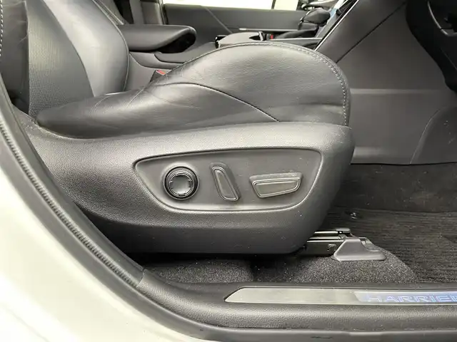 トヨタ ハリアー ハイブリッド Z レザーパッケージ 道央・札幌 2021(令3)年 3.6万km ホワイトパールクリスタルシャイン ・４WD/・モデリスタフルエアロ/・寒冷地仕様/・全方位カメラ/・１２．３インチ純正ディスプレイオーディオ/・ＪＢＬサウンド/・フルセグ＆ＢＴ＆Ｃａｒｐｌａｙ＆ＡｎｄｒｏｉｄＡｕｔｏ/・シートヒーター＆ベンチレーション/・ＥＴＣ２．０/・フロントLEDフォグランプ/・ステアリングヒーター/・アダプティブハイビーム/・前後コーナーセンサー/・BSM/・TSS/・PCS/・LKA/・RCTA/・カラーHUD/・デジタルインナーミラー/・オートブレーキホールド/・電動パーキングブレーキ/・パワーバックドア/・純正アルミホイール/・純正フロアマット