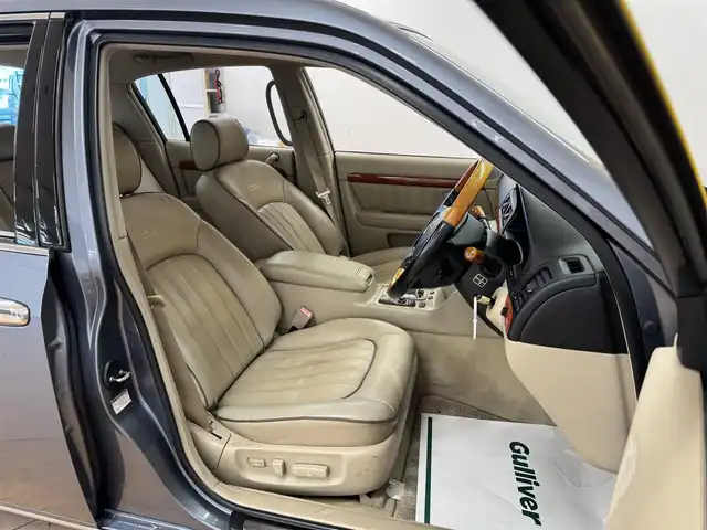 トヨタ オリジン 群馬県 2001(平13)年 8.2万km 瑞雲デミュアーブルーマイカメタリックモリブデン 純正メモリナビ/・DVD/CD/FM/AM/ETC/ベージュレザーシート/前席パワーシート/前席シートヒーター/シートメモリー/ウッドコンビステアリング/クルーズコントロール/純正15インチAW/専用アルミ車載/純正フロアマット/オートライト/フォグランプ/電動格納ウィンカーミラー/横滑り防止機能