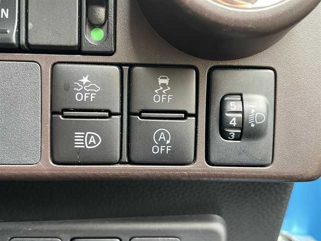 トヨタ タンク X S 東京都 2019(平31)年 3.3万km ファインブルーマイカメタリック 純正SDナビ(NDCD-W66)/ (Bluetooth/ワンセグTV)/前方ドライブレコーダー/ビルトインETC/片側パワースライドドア/スマートアシストII/・衝突回避支援ブレーキ機能/・誤発進抑制制御機能/・車線逸脱機能/・先行車発進お知らせ機能/横滑り防止装置/スマートキー/オートライト/純正フロアマット/スペアキー1本/保証書/取扱説明書