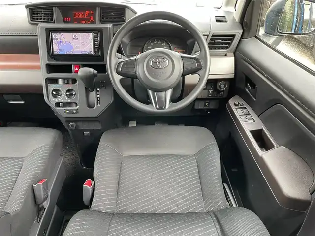 トヨタ タンク X S 東京都 2019(平31)年 3.3万km ファインブルーマイカメタリック 純正SDナビ(NDCD-W66)/ (Bluetooth/ワンセグTV)/前方ドライブレコーダー/ビルトインETC/片側パワースライドドア/スマートアシストII/・衝突回避支援ブレーキ機能/・誤発進抑制制御機能/・車線逸脱機能/・先行車発進お知らせ機能/横滑り防止装置/スマートキー/オートライト/純正フロアマット/スペアキー1本/保証書/取扱説明書