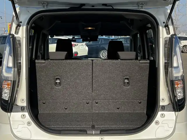 スズキ ソリオ バンディット HV MV 道央・札幌 2024(令6)年 1.5万km ピュアホワイトP ４WD/社外メモリーナビ/AM/FM/BT/スズキセーフティサポート/衝突被害軽減ブレーキ/横滑り防止装置/レーダークルーズコントロール/レーンキープアシスト/クリアランスソナー/バックカメラ/ETC/ドライブレコーダー/アイドリングストップ/両側パワースライドドア/前席シートヒーター/革巻きステアリング/ステアリングリモコン/プッシュスタート/スマートキー/LEDヘッドライト/オートライト/オートマチックハイビーム/フォグランプ/電動格納ミラー/ヒーテッドドアミラー/ウィンカーミラー/社外フロアマット/スペアキー