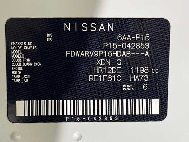 日産 キックス X ツートーンインテリアED 沖縄県 2021(令3)年 2.7万km ブリリアントホワイトパール/ピュアブラック 2トーン 県外仕入れ/禁煙車/純正８インチナビ/・ＣＤ／ＤＶＤ/・フルセグＴＶ／Ｂｌｕｅｔｏｏｔｈ/プロパイロット/アラウンドビューカメラ/レザーシート/純正１７インチアルミ　/シートヒーター/ビルトインETC/エマージェンシーブレーキ/インテリジェントルームミラー/ステアリングリモコン/スペアキー