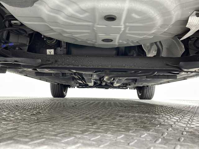 日産 キックス X ツートーンインテリアED 沖縄県 2021(令3)年 2.7万km ブリリアントホワイトパール/ピュアブラック 2トーン 県外仕入れ/禁煙車/純正８インチナビ/・ＣＤ／ＤＶＤ/・フルセグＴＶ／Ｂｌｕｅｔｏｏｔｈ/プロパイロット/アラウンドビューカメラ/レザーシート/純正１７インチアルミ　/シートヒーター/ビルトインETC/エマージェンシーブレーキ/インテリジェントルームミラー/ステアリングリモコン/スペアキー