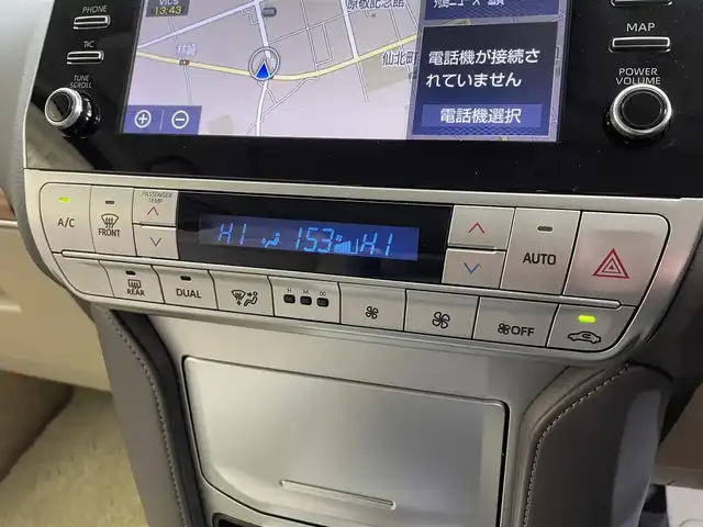 トヨタ ランドクルーザー プラド TX Lパッケージ 岩手県 2021(令3)年 5.5万km ホワイトパールクリスタルシャイン ワンオーナー/フルタイム４WD/ムーンルーフ/パノラミックビューモニター/マルチテレインモニター/本革シート/ルーフレール/トヨタセーフティセンス/プリクラッシュセーフティ/レーダークルーズコントロール/レーンディパーチャーアラート/ロードサインアシスト/オートマチックハイビーム/先行車発進告知機能/クリアランスソナー/ダウンヒルアシストコントロール/センターデフロック/パワーシート/シートヒーター/シートベンチレーション/純正ナビ/フルセグTV/ETC2.0/LEDヘッドランプ/フォグランプ/ウインドシールドデアイサー/リヤヒーターダクト/純正１９インチアルミホイール