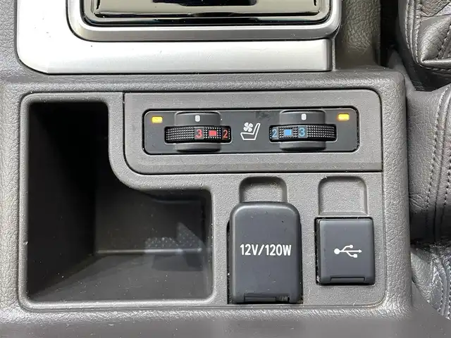 トヨタ ランドクルーザー プラド TX Lパッケージ 岩手県 2021(令3)年 5.5万km ホワイトパールクリスタルシャイン ワンオーナー/フルタイム４WD/ムーンルーフ/パノラミックビューモニター/マルチテレインモニター/本革シート/ルーフレール/トヨタセーフティセンス/プリクラッシュセーフティ/レーダークルーズコントロール/レーンディパーチャーアラート/ロードサインアシスト/オートマチックハイビーム/先行車発進告知機能/クリアランスソナー/ダウンヒルアシストコントロール/センターデフロック/パワーシート/シートヒーター/シートベンチレーション/純正ナビ/フルセグTV/ETC2.0/LEDヘッドランプ/フォグランプ/ウインドシールドデアイサー/リヤヒーターダクト/純正１９インチアルミホイール