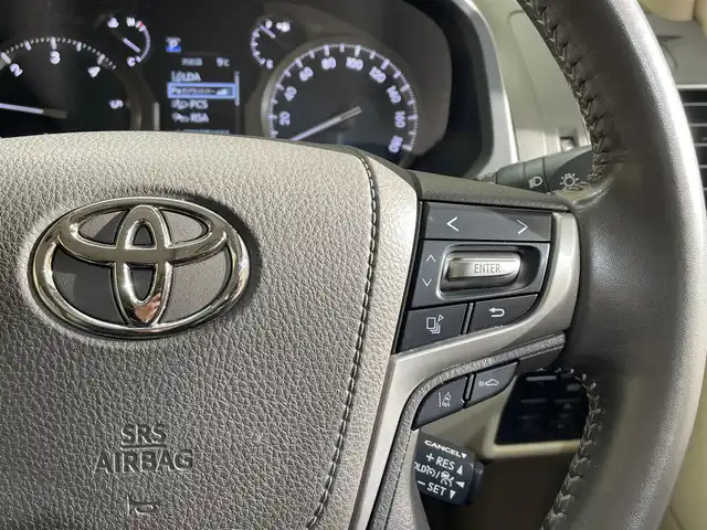 トヨタ ランドクルーザー プラド TX Lパッケージ 岩手県 2021(令3)年 5.5万km ホワイトパールクリスタルシャイン ワンオーナー/フルタイム４WD/ムーンルーフ/パノラミックビューモニター/マルチテレインモニター/本革シート/ルーフレール/トヨタセーフティセンス/プリクラッシュセーフティ/レーダークルーズコントロール/レーンディパーチャーアラート/ロードサインアシスト/オートマチックハイビーム/先行車発進告知機能/クリアランスソナー/ダウンヒルアシストコントロール/センターデフロック/パワーシート/シートヒーター/シートベンチレーション/純正ナビ/フルセグTV/ETC2.0/LEDヘッドランプ/フォグランプ/ウインドシールドデアイサー/リヤヒーターダクト/純正１９インチアルミホイール