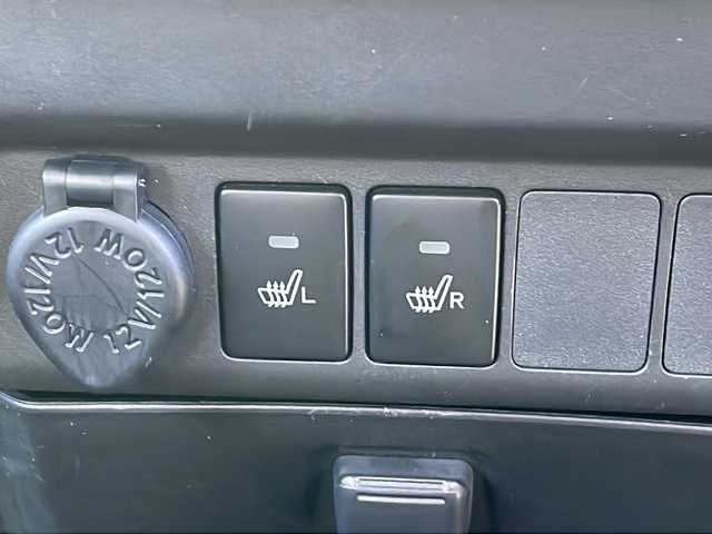 トヨタ ルーミー カスタムG 三重県 2019(令1)年 4.3万km パールホワイトⅢ 純正ＳＤナビ/バックカメラ/前後ドラレコ/両側パワースライドドア/シートヒーター/ＥＴＣ/クルーズコントロール/レーンキープアシスト/リヤクリアランスソナー/アイドリングストップ/衝突被害軽減システム/ステアリングリモコン/ＬＥＤライト/オートライト/オートマチックハイビーム/フォグランプ/モデリスタエアロ/フルセグTV/CD/DVD/SD/Bluetooth/禁煙車