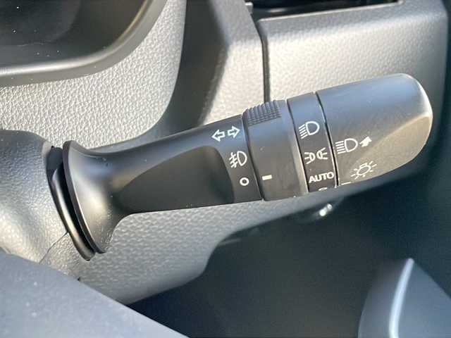 トヨタ ルーミー カスタムG 三重県 2019(令1)年 4.3万km パールホワイトⅢ 純正ＳＤナビ/バックカメラ/前後ドラレコ/両側パワースライドドア/シートヒーター/ＥＴＣ/クルーズコントロール/レーンキープアシスト/リヤクリアランスソナー/アイドリングストップ/衝突被害軽減システム/ステアリングリモコン/ＬＥＤライト/オートライト/オートマチックハイビーム/フォグランプ/モデリスタエアロ/フルセグTV/CD/DVD/SD/Bluetooth/禁煙車