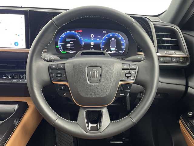 トヨタ クラウン スポーツ Z 大分県 2024(令6)年 2.9万km プレシャスホワイトパール 純正ディスプレイオーディオ（フルセグＴＶ／Ｂｌｕｅｔｏｏｔｈ）　/全方位カメラ　/トヨタセーフティーセンス　/パーキングアシスト　/パワーシート/シートヒーター/シートクーラー/電子パーキング/オートホールド/衝突軽減ブレーキ/オートハイビーム/パワーバックドア/ガラスルーフ/コーナーセンサー　/デジタルインナーミラー　/レーダークルーズコントロール