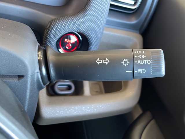 ホンダ フリード ハイブリット e:HEV AIR EX 静岡県 2025(令7)年 0.1千km メテオロイドグレーメタリック 純正9インチナビ/・AM/FM/・フルセグTV/・Apple Car Play/・Android Auto/・Bluetooth/ホンダセンシング/●衝突軽減ブレーキ（CMBS）/●先行車発進お知らせ機能/●歩行者事故低減ステアリング/●路外逸脱抑制機能/●標識認識機能/●渋滞追従機能付アダプティブクルーズコントロール/●車線維持支援システム/●トラフィックジャムアシスト（渋滞運転支援機能）/●誤発進抑制機能/●後方誤発進抑制機能/●近距離衝突軽減ブレーキ/●急アクセル抑制機能/●パーキングセンサーシステム/●オートハイビーム●/主要装備/・バックカメラ/・クリアランスソナー/・両側パワスラ/・ビルトインＥＴＣ/・電動パーキング/・リアクーラー/・サイドカーテンエアバッグ/・前席シートヒーター/・純正フロアマット/・純正アルミ