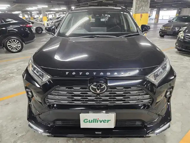 トヨタ ＲＡＶ４ G Zパッケージ 香川県 2023(令5)年 7.3万km アティチュードブラックマイカ 4WD/ワンオーナー/純正10.5型ナビ/フルセグTV/ハンズフリーパワーバックドア/パノラミックビューモニター/ビルトインETC2.0/デジタルインナーミラー/レーダークルーズコントロール/セーフティセンス/・衝突被害軽減ブレーキ/・車線逸脱防止支援システム/・カーブ速度抑制機能/・ドライバー異常時対応システム/LEDヘッドランプ/革巻きステアリング/ステアリングヒーター/ブラック合皮シート/運転席パワーシート/前席シートヒーター/ベンチレーション/純正19インチアルミホイール/スマートキー/プッシュエンジンスタート/禁煙車
