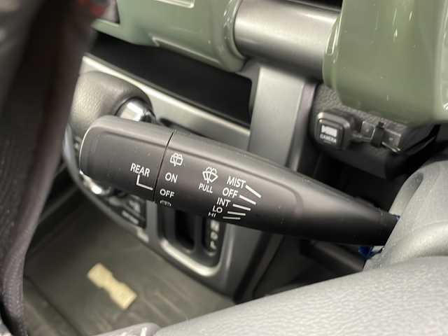 スズキ ハスラー Jスタイル 愛知県 2015(平27)年 1万km クールカーキパールメタリック/ホワイト2トーンルーフ レーダーブレーキサポート/純正７インチナビ/シートヒーター/フルセグＴＶ/ＣＤ／ＤＶＤ再生/Ｂｌｕｅｔｏｏｔｈ接続/バックカメラ/ＥＴＣ/ステアリングスイッチ/スマートキー/アイドリングストップ/ハンドルカバー/ドアバイザー/純正フロアマット