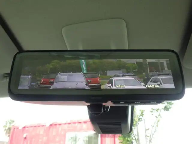 三菱 デリカミニ T プレミアム 千葉県 2025(令7)年 0.1万km未満 緑Ⅱ T　PREMIUM　4WD　9型ディスプレイオーディオ（121/330）CHAMONIXパッケージ（179190）/e-Assist/・衝突被害軽減ブレーキシステム（FCM）/・車線逸脱警報システム（LDW）/・誤発進抑制機能（前進＆後退時）（UMS）/・レーダークルーズコントロールシステム（ACC）/・オートマチックハイビーム[AHB]/ハンズフリー両側パワースライドドア/デジタルインナーミラー/ハーフレザーシート/前席シートヒーター/ディスプレイオーディオ/【Bluetooth接続】/【Apple CarPlay　Android Auto対応】/マルチアラウンドモニター/アイドリングストップ/ステアリングスイッチ/ステアリングヒーター/革巻きステアリング/パドルシフト/LEDヘッドライト/フォグライト/コーナーセンサー/純正15インチアルミホイル/サイド/カーテンエアバッグ/キーレスオペレーションシステム