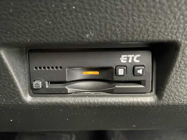 スズキ スイフト XS 長野県 2011(平23)年 6.8万km スノーホワイトパール SDナビ(QY-7150S-A)CD&SD&AM&FM&ワンセグ/純正ビルトインETC/クルーズコントロール/ステアリングスイッチ/パドルシフト/フォグランプ/電動格納ミラー/ヘッドライトレベライザー/ドアバイザー/純正16インチアルミホイール装着/シートリフター/スマートキー/プッシュスタート/スペアキー1本