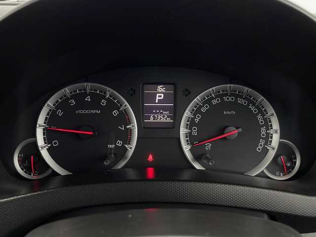 スズキ スイフト XS 長野県 2011(平23)年 6.8万km スノーホワイトパール SDナビ(QY-7150S-A)CD&SD&AM&FM&ワンセグ/純正ビルトインETC/クルーズコントロール/ステアリングスイッチ/パドルシフト/フォグランプ/電動格納ミラー/ヘッドライトレベライザー/ドアバイザー/純正16インチアルミホイール装着/シートリフター/スマートキー/プッシュスタート/スペアキー1本