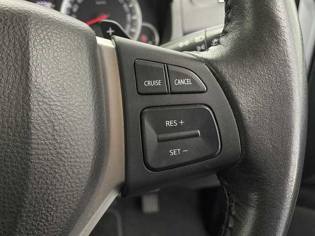 スズキ スイフト XS 長野県 2011(平23)年 6.8万km スノーホワイトパール SDナビ(QY-7150S-A)CD&SD&AM&FM&ワンセグ/純正ビルトインETC/クルーズコントロール/ステアリングスイッチ/パドルシフト/フォグランプ/電動格納ミラー/ヘッドライトレベライザー/ドアバイザー/純正16インチアルミホイール装着/シートリフター/スマートキー/プッシュスタート/スペアキー1本
