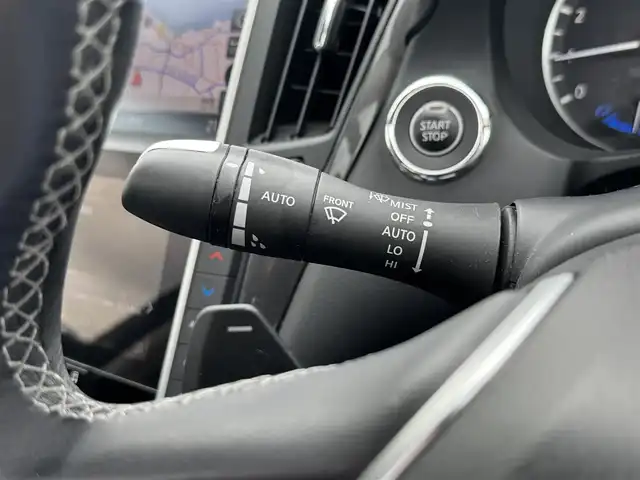 日産 スカイライン ハイブリッド GT タイプSP 兵庫県 2020(令2)年 6.3万km ブリリアントホワイトパール 純正ナビ/サンルーフ/全方位モニター/フルセグTV/Bluetooth接続可/ビルトインETC2.0/ドライブレコーダー/レーダークルーズコントロール/黒革シート/シートヒーター/パワーシート/リバース連動ドアミラー/純正19インチAW