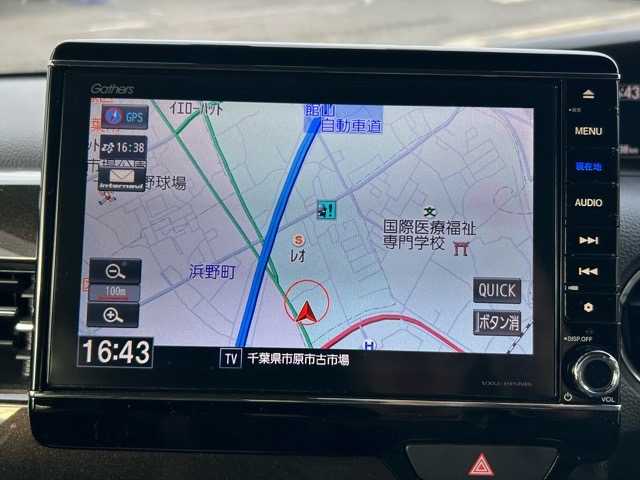ホンダ Ｎ ＢＯＸ カスタム G L ターボ ホンダセンシング 千葉県 2020(令2)年 2.7万km プラチナホワイトパール 純正8インチメモリナビ/Bluetooth/CD/DVD/フルセグTV/バックカメラ/ETC/前後ドライブレコーダー/社外レーダー/衝突軽減ブレーキ/アダプティブクルーズコントロール/誤発進抑制機能/後方誤発進抑制機能/路外逸脱警報/レーンキープアシスト/標識認識機能/先行車発信お知らせ/オートハイビーム/両側パワースライドドア/ハーフレザーシート/前席シートヒーター/ロールサンシェード/パドルシフト/ステアリングスイッチ/スマートキー/ウインカーミラー/純正15インチアルミホイール/純正フロアマット/純正ドアバイザー