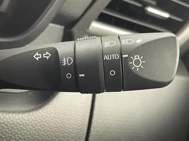 トヨタ ルーミー カスタムG－T 茨城県 2022(令4)年 3.3万km パールホワイトⅢ 純正9型DA/バックカメラ/フルセグ/モデリスタエアロ/衝突被害軽減ブレーキ/車線逸脱抑制装置/レーダークルーズコントロール/オートマチックハイビーム/クリアランスソナー/両側電動スライドドア/ETC/ドラレコ/純正15インチAW/LEDヘッドライト/スマートキー