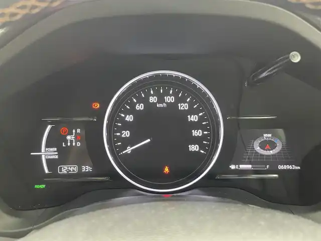 ホンダ ヴェゼル ハイブリッド Z ホンダセンシング 熊本県 2018(平30)年 6.9万km クリスタルブラックパール 禁煙車　/純正j9インチナビ（ＣＤ・ＤＶＤ・フルセグ・ＢＴ・ＳＤ）/バックカメラ　/純正前方ドライブレコーダー　/ビルトインＥＴＣ　/ホンダセンシング/・衝突軽減ブレーキ/・レーンキープアシスト/・アダブティブクルーズコントロール/横滑り防止/前席シートヒーター/ブラウンコンビシート/パドルシフト/純正フロアマット/純正１７インチAW/オートライト/LEDヘッドライト/フォグライト/スマートキー/プッシュスタート/スペアキー1本/保証書/取扱説明書