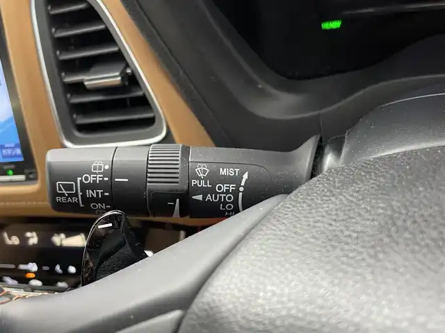 ホンダ ヴェゼル ハイブリッド Z ホンダセンシング 熊本県 2018(平30)年 6.9万km クリスタルブラックパール 禁煙車　/純正j9インチナビ（ＣＤ・ＤＶＤ・フルセグ・ＢＴ・ＳＤ）/バックカメラ　/純正前方ドライブレコーダー　/ビルトインＥＴＣ　/ホンダセンシング/・衝突軽減ブレーキ/・レーンキープアシスト/・アダブティブクルーズコントロール/横滑り防止/前席シートヒーター/ブラウンコンビシート/パドルシフト/純正フロアマット/純正１７インチAW/オートライト/LEDヘッドライト/フォグライト/スマートキー/プッシュスタート/スペアキー1本/保証書/取扱説明書