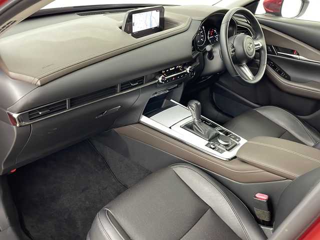 マツダ ＣＸ－３０ X Lパッケージ 道央・札幌 2022(令4)年 2.8万km ソウルレッドクリスタルM ・4WD/・純正マツダコネクト2ナビ&フルセグ&CD&DVD&BT&AppleCarPlay&AndroidAuto/・i-ACTIVSENSE/・スマートブレーキサポート/・レーンキープアシスト/・前後接近車両検知/・ブラインドスポットモニター/・標識認識機能/・クルーズコントロール/・パーキングセンサー/・ヘッドアップディスプレイ/・全方位カメラ/・パワーバックドア/・レザーシート/・メモリー付パワーシート/・シートヒーター/・ハンドルヒーター/・パドルシフト/・革巻きステアリング/・ステアリングスイッチ/・オートワイパー/・ミラーヒーター/・オートマチックハイビーム/・オートライト/・LEDヘッドライト/・LEDフォグ/・ETC/・SPORTモード/・スマートキー/・プッシュスタート/・横滑り防止