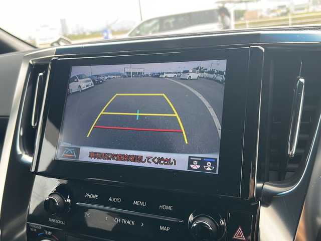 トヨタ アルファード S タイプゴールド 佐賀県 2020(令2)年 5.5万km ホワイトパールクリスタルシャイン /純正9型ディスプレイオーディオ【ナビ機能付】//Bluetooth//バックカメラ//ビルトインETC//両側パワースライドドア//パワーバックドア//ハーフレザーシート//オットマン//コーナーセンサー //三眼LEDヘッドライト//シーケンシャルターンランプ//純正18インチアルミ//フロアマット//ドアバイザー//新車保証書//トヨタセーフティセンス