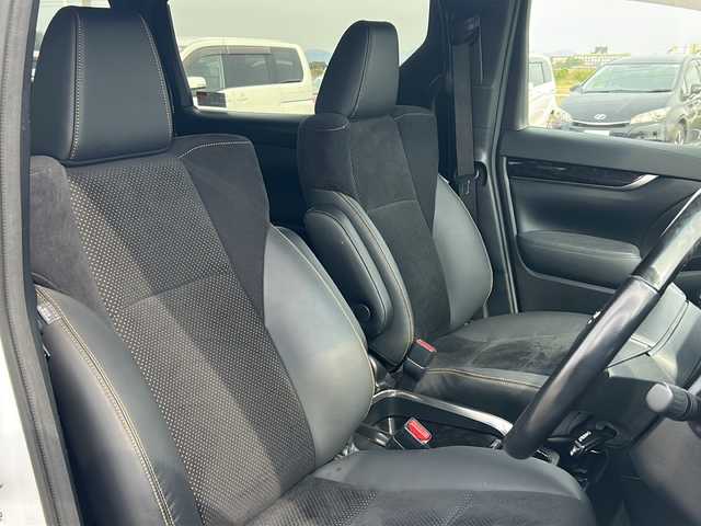 トヨタ アルファード S タイプゴールド 佐賀県 2020(令2)年 5.5万km ホワイトパールクリスタルシャイン /純正9型ディスプレイオーディオ【ナビ機能付】//Bluetooth//バックカメラ//ビルトインETC//両側パワースライドドア//パワーバックドア//ハーフレザーシート//オットマン//コーナーセンサー //三眼LEDヘッドライト//シーケンシャルターンランプ//純正18インチアルミ//フロアマット//ドアバイザー//新車保証書//トヨタセーフティセンス