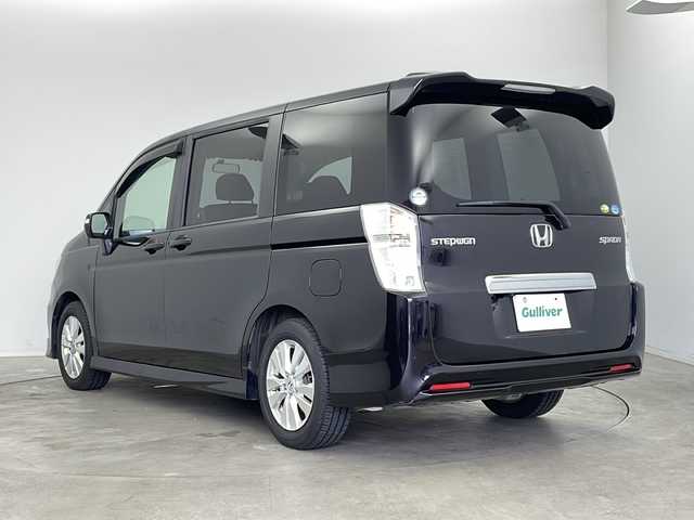 ホンダ ステップワゴン スパーダ S 新潟県 2010(平22)年 3.9万km プレミアムブラキッシュパール 純正HDDナビ/フルセグテレビ/バックカメラ/片側パワースライドドア/ビルトインETC/パドルシフト/ステアリングスイッチ/キーレスエントリー/純正フロアマット