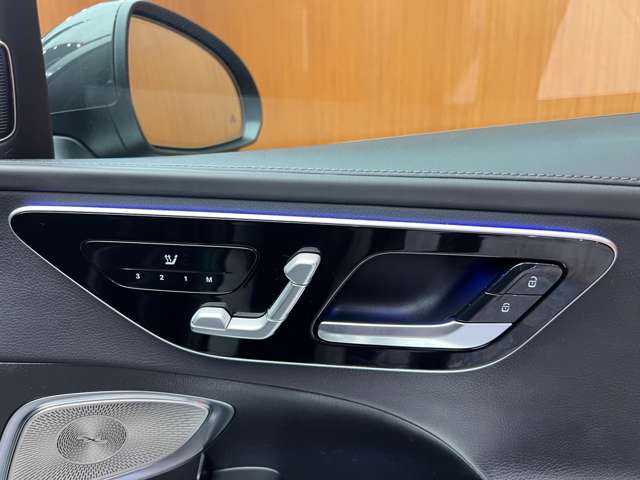 メルセデス・ベンツ Ｍ・ベンツ Ｃ２２０ｄ アバンギャルド　AMGライン 千葉県 2022(令4)年 5.2万km グレー レザーエクスクルーシブＰＫＧ　/ベーシックＰＫＧ　/パノラマＳＲ　/ＡＣＣ　/ナビ　/ＴＶ　/３６０°Ｂｕｒｍｅｓｔｅｒ３Ｄサウンド　/ＨＵＤ　/シートヒーター　/電動リアゲート　/衝突軽減Ｂ　/ＢＳＭ　/ＬＫＡ　/ＥＴＣ