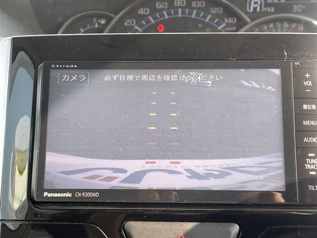 ダイハツ タント カスタム X SA 佐賀県 2014(平26)年 7.3万km パールホワイトⅢ （株）IDOMが運営する【じしゃロン佐賀店】の自社ローン専用車両になります。/こちらは現金またはオートローンご利用時の価格です。自社ローンご希望の方は別途その旨お申し付けください/ウェルカムシートカスタムＸＳＡ/ＢＴオーディオなし/・両側電動スライドドア　/・パナソニックナビ/フルセグ/ＢＴ/ＤＶＤ/ＣＤ　/・バックカメラ　/・ＥＴＣ　/・前ドライブレコーダー
