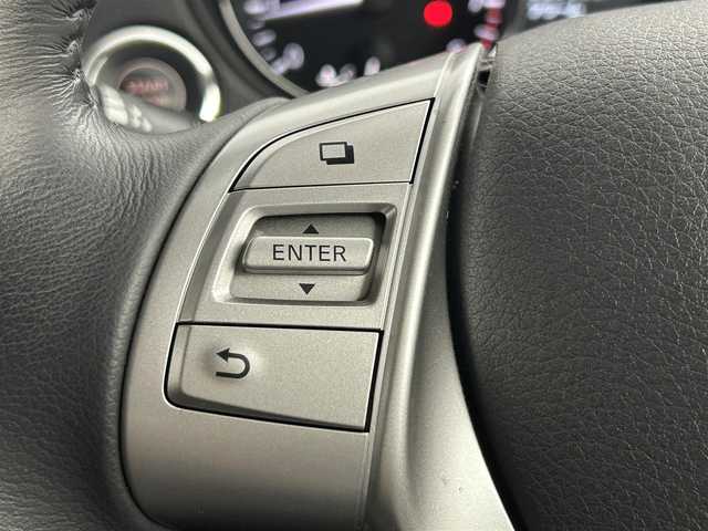 日産 エクストレイル 20X エマージェンシーブレーキ 道央・札幌 2017(平29)年 2.6万km ダイヤモンドブラック ・４WD/・寒冷地仕様/・純正メモリナビ/・CD/DVD/BT/USB/SD/iPod/・フルセグテレビ/・バックカメラ/・前方ドライブレコーダー/・ETC/・衝突軽減ブレーキ/・横滑り防止装置/・レーンキープアシスト/・アイドリングストップ/・ダウンヒルアシストコントロール/・前後コーナーセンサー/・カブロンシート/・D＋N席シートヒーター/・LEDヘッドライト/・プッシュスタート/・スマートキー/・スペアキー/・保証書・取扱説明書