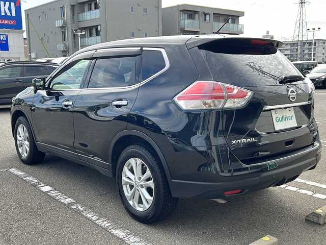日産 エクストレイル 20X エマージェンシーブレーキ 石川県 2017(平29)年 2.6万km ダイヤモンドブラック ・４WD/・寒冷地仕様/・純正メモリナビ/・CD/DVD/BT/USB/SD/iPod/・フルセグテレビ/・バックカメラ/・前方ドライブレコーダー/・ETC/・衝突軽減ブレーキ/・横滑り防止装置/・レーンキープアシスト/・アイドリングストップ/・ダウンヒルアシストコントロール/・前後コーナーセンサー/・カブロンシート/・D＋N席シートヒーター/・LEDヘッドライト/・プッシュスタート/・スマートキー/・スペアキー/・保証書・取扱説明書