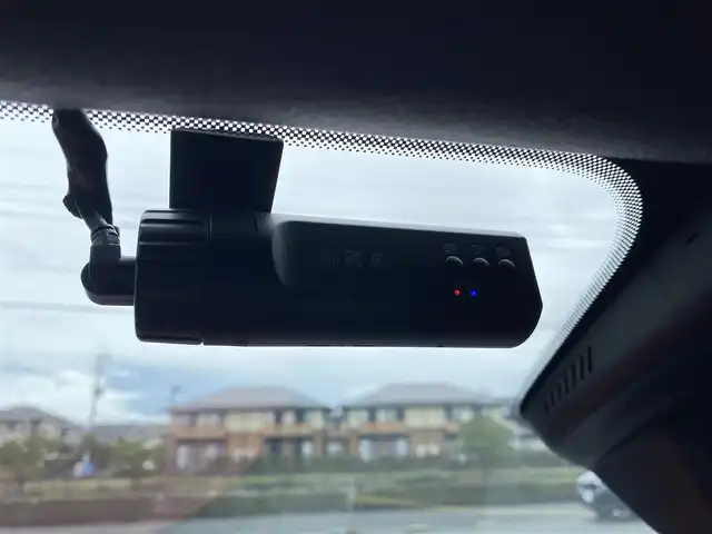 マセラティ マセラティ ギブリ グランスポーツ 福岡県 2020(令2)年 2.3万km 黒 ・サンルーフ/・アダプティブクルーズコントロール/・純正HDDナビ/USB/Bluetooth/AUX/AppleCarPlay/・全方位カメラ/・赤革シート/シートヒーター/・社外前後ドライブレコーダー/・ETC/・純正20AW/・プッシュスタート/・パーキングアシスト/・アイドリングストップ/・スマートキー/・スペアキー/・電動リアゲート/・レーンキープアシスト/・オートライト/・LEDライト/・保証書/・取扱説明書