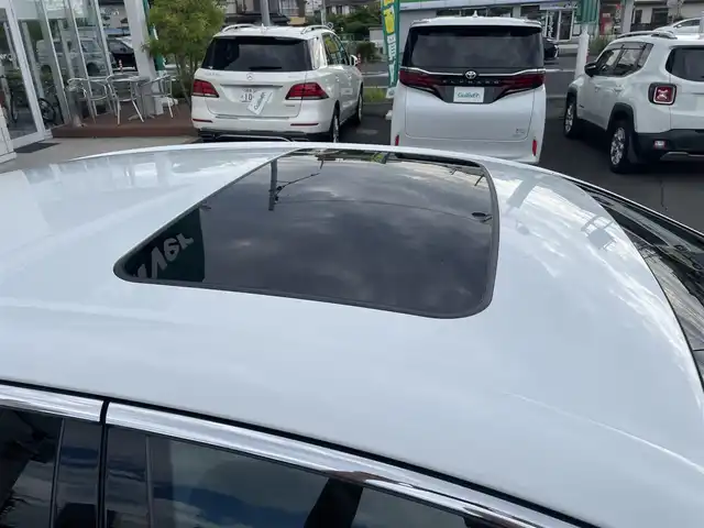 レクサス ＬＳ 500 Fスポーツ 神奈川県 2020(令2)年 2.8万km ホワイトノーヴァガラスフレーク TRDエアロ/TRDマフラー/TRD20インチAW/マークレビンソン/サンルーフ/LEXUS Safety System+A/・PCS(プリクラッシュセーフティ）/・FCTA(フロントクロストラフィックアラート）/・LAT(レーンレーシングアシスト）/・AHS(アダプティブハイビームシステム）/・RSA(ロードサインアシスト）/・レーダークルーズコントロール/・先行車発進告知機能/・ドライバー異常時対応システム/純正12.3インチナビ/・バックカメラ/全方位カメラ/・CD/BD/DVD/・フルセグTV/・Bluetooth/内装/・レクサスクライメントコンジェルジュ/・パワーシート（D席/N席）/・シートヒーター（全席）/・シートベンチレーション（D席/N席）/・シート素材（本革/ウルトラスエード）/ADS/AFS/電動リアゲート/ビルトインETC2，0/HUD/前後ドライブレコーダー/スマートキー×３/新車時手帳/取扱説明書