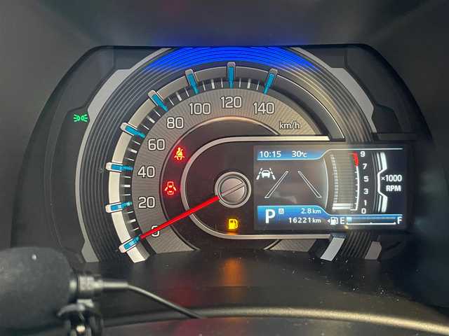 スズキ ハスラー HYBRID G 福井県 2023(令5)年 1.7万km デニムブルー ガンメタリック 2トーン 社外ディスプレイオーディオ　/Ｂｌｕｅｔｏｏｔｈ接続　/前方ドライブレコーダー/ビルトインＥＴＣ　/前席シートヒーター　/アダプティブクルーズコントロール　/ダウンヒルアシストコントール/衝突軽減ブレーキ /レーンアシスト　/リアコーナーセンサー　/横滑り防止装置/アイドリングストップ/スマートキー/プッシュスタート/純正15インチアルミホイール/純正フロアマット