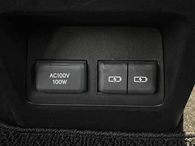 レクサス ＮＸ 350 Fスポーツ 静岡県 2022(令4)年 2万km ソニックチタニウム ワンオーナー/純正ナビ/・FM/・AM/・TV/・Bluetooth/・Miracast/主要装備/・ステルスフルプロテクションフィルム/・ヘッドアップディスプレイ/・全方位カメラ/・運転席+助手席シートヒーター/・運転席+助手席ベンチレーション/・ステアリングヒーター/・黒赤革シート/・前席シートヒーター/・２０インチ純正ＡＷ/・AC100V100W電源/・衝突被害軽減システム/・レーンディパーチャーアラート/・クリアランスソナー/・ブラインドスポットモニター