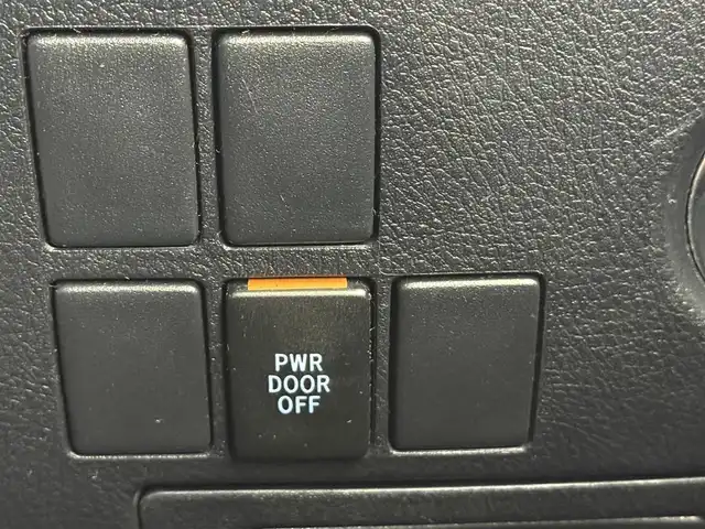 トヨタ ヴェルファイア Z 愛知県 2015(平27)年 7.3万km ブラック トヨタセーフティーセンス/クルーズコントロール/純正ナビ/・Bluetooth/・フルセグTV/・AM/FM/ＡＬＰＩＮＥフリップダウンモニター/片側パワースライドドア/革巻きステアリング/ステアリングリモコン/前後ドラレコ/電子パーキング/ブレーキホールド/ビルトインETC/三列シート/8人乗り/バックカメラ/フォグランプ/AUTOライト