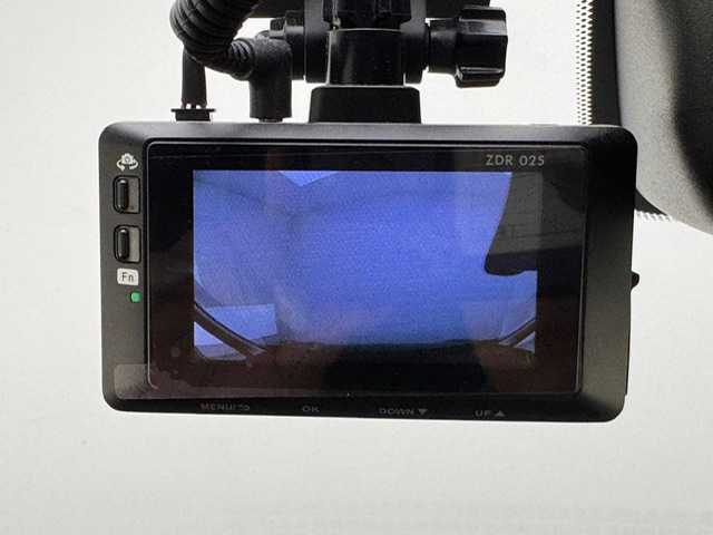 日産 セレナ ハイウェイS S HV Aセーフ 兵庫県 2014(平26)年 7.9万km ダイヤモンドブラック 純正SDナビ/フルセグ CD DVD BT MSV/純正フリップダウンモニター/両側パワースライドドア/エマージェンシーブレーキ/LKA/クルーズコントロール/コーナーセンサー/アラウンドビューモニター/ETC/LEDヘッドライト/フォグライト/オートライト/スマートキー/スペアキー