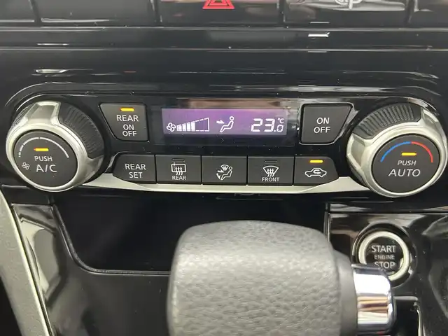 日産 セレナ ハイウェイスター V 群馬県 2020(令2)年 3.9万km ブリリアントホワイトパール 禁煙車/衝突軽減/純正１０インチナビ/純正フリップダウンモニター/全方位カメラ/両側パワースライドドア/プロパイロット/パーキングアシスト/前方ドライブレコーダー/LEDオートヘッド/純正１６インチアルミホイール/ハンズフリースライドドア