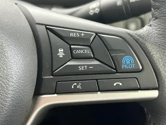 日産 セレナ ハイウェイスター V 群馬県 2020(令2)年 3.9万km ブリリアントホワイトパール 禁煙車/衝突軽減/純正１０インチナビ/純正フリップダウンモニター/全方位カメラ/両側パワースライドドア/プロパイロット/パーキングアシスト/前方ドライブレコーダー/LEDオートヘッド/純正１６インチアルミホイール/ハンズフリースライドドア