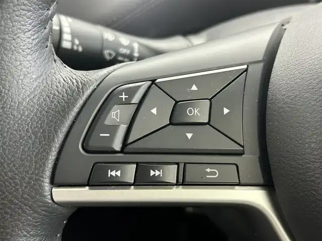 日産 セレナ ハイウェイスター V 群馬県 2020(令2)年 3.9万km ブリリアントホワイトパール 禁煙車/衝突軽減/純正１０インチナビ/純正フリップダウンモニター/全方位カメラ/両側パワースライドドア/プロパイロット/パーキングアシスト/前方ドライブレコーダー/LEDオートヘッド/純正１６インチアルミホイール/ハンズフリースライドドア